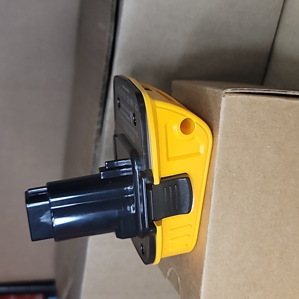 Adapter with usb For DEWALT